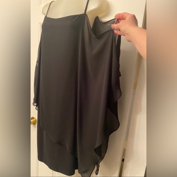 Party Dress ~ 1XL - Picture 2 of 4